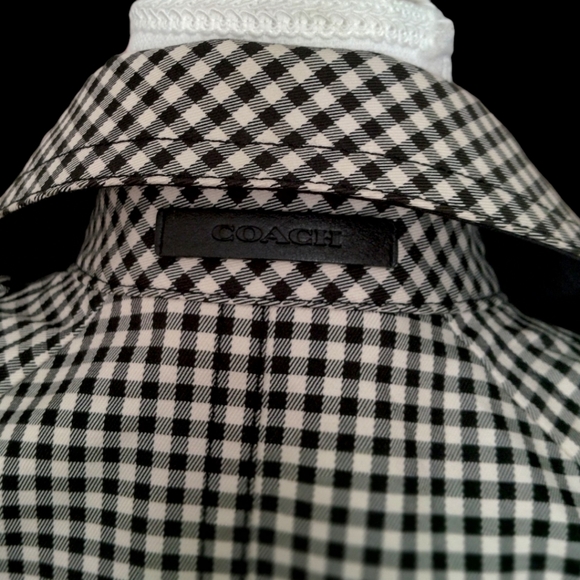 Authentic Coach Gingham Short Trench - Picture 4 of 12